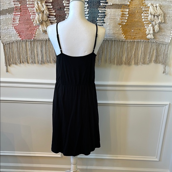 LOFT Black Sleeveless Dress - Picture 3 of 4